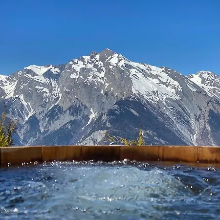 Luxury Chalet With Jacuzi Nendaz