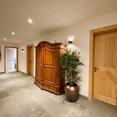 Villa Luxury Chalet With Jacuzi