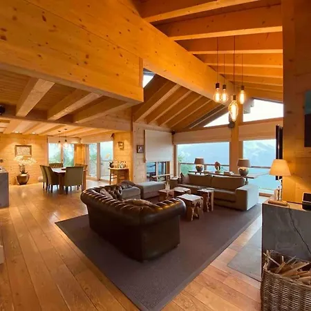 Vila Luxury Chalet With Jacuzi *