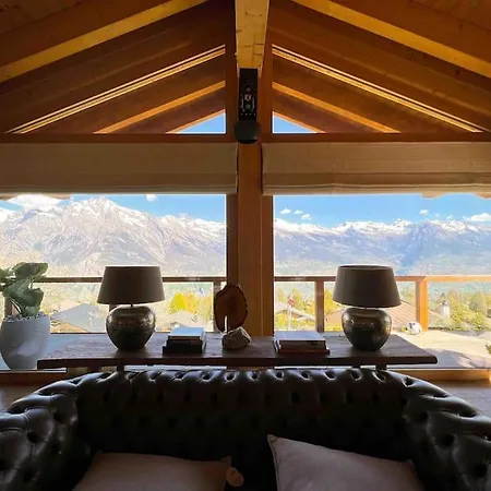 Vila Luxury Chalet With Jacuzi
